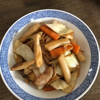 お弁当にも。トッポギ焼きそば